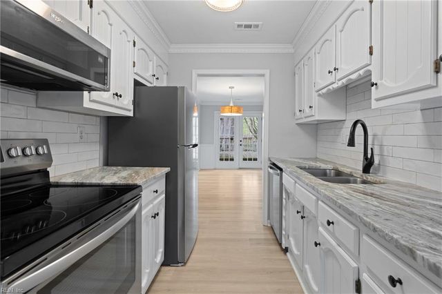 1262 Mill Lake QTR, Chesapeake, VA 23320