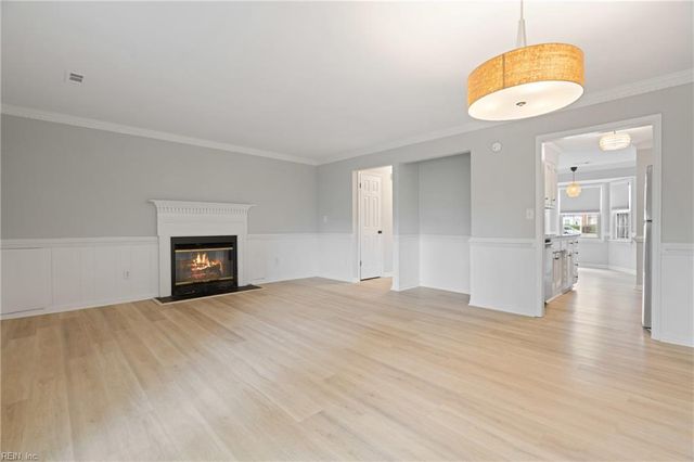 1262 Mill Lake QTR, Chesapeake, VA 23320