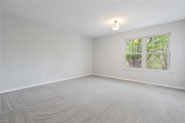 1262 Mill Lake QTR, Chesapeake, VA 23320