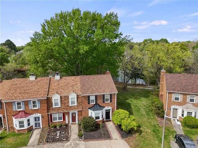 1262 Mill Lake QTR, Chesapeake, VA 23320