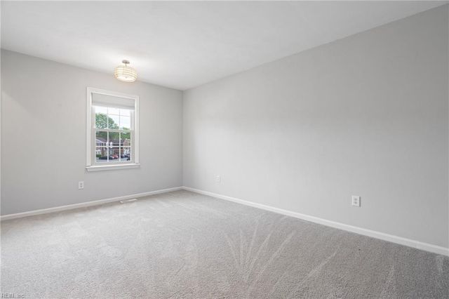 1262 Mill Lake QTR, Chesapeake, VA 23320