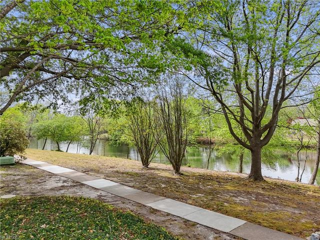 1262 Mill Lake QTR, Chesapeake, VA 23320