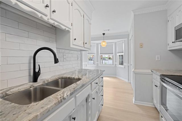 1262 Mill Lake QTR, Chesapeake, VA 23320