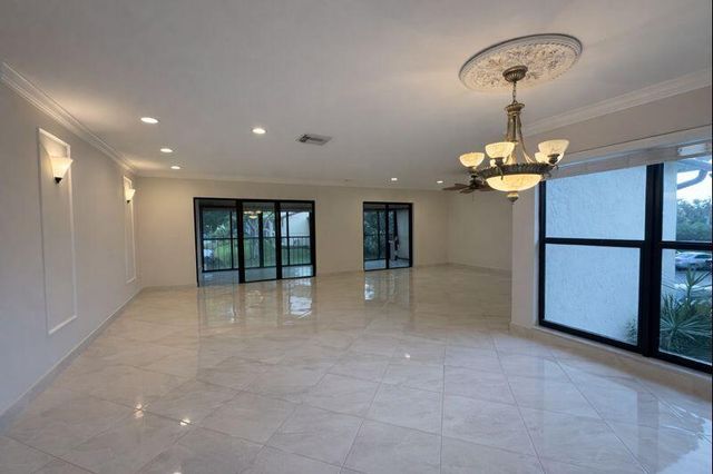 21851 Arriba Real L, Boca Raton, FL 33433