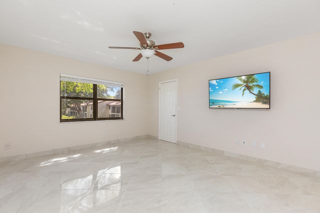 21851 Arriba Real L, Boca Raton, FL 33433