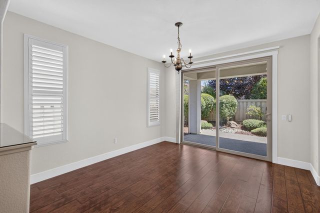 731 Violet Ln, Lincoln, CA 95648