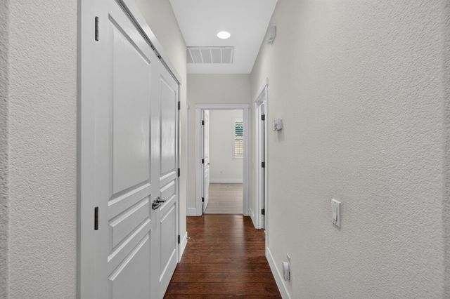 731 Violet Ln, Lincoln, CA 95648