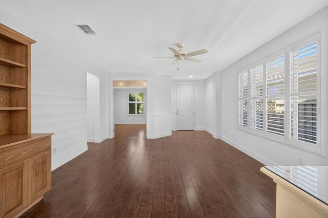 731 Violet Ln, Lincoln, CA 95648
