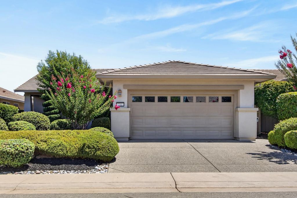 731 Violet Ln, Lincoln, CA 95648