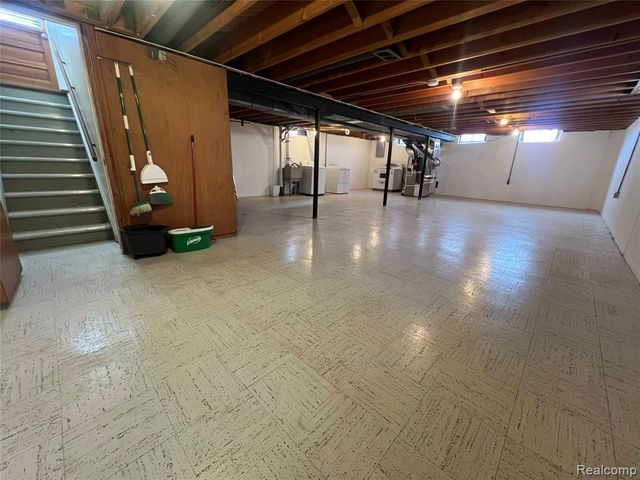 2043 Ellwood Avenue, Berkley, MI 48072