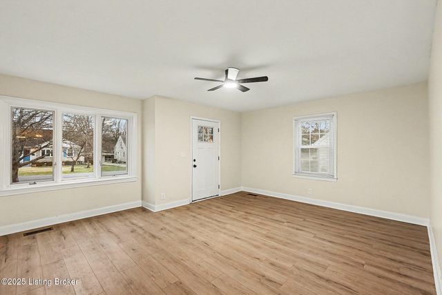 4021 Gloucester Rd, Louisville, KY 40207