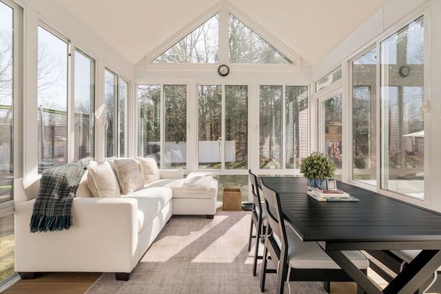 12 Sawmill Rd, Walpole, MA 02081