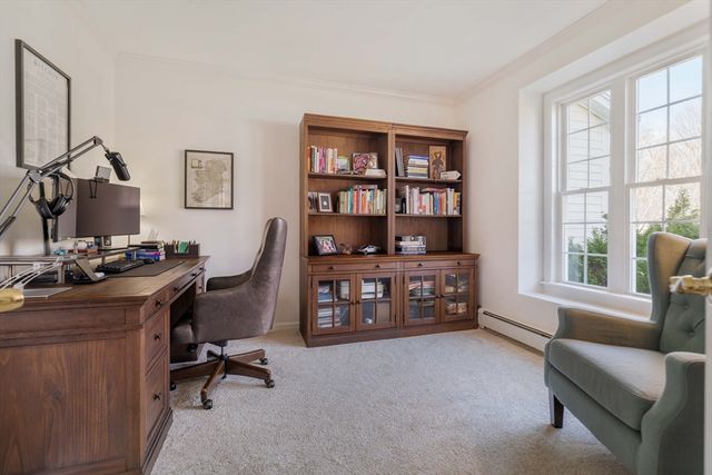 12 Sawmill Rd, Walpole, MA 02081