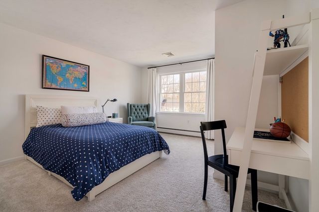 12 Sawmill Rd, Walpole, MA 02081