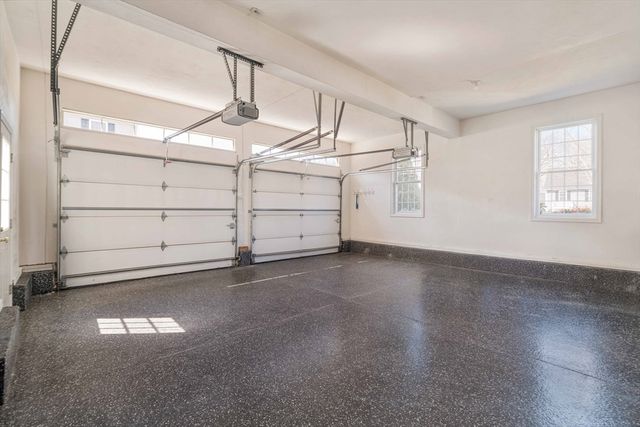 12 Sawmill Rd, Walpole, MA 02081