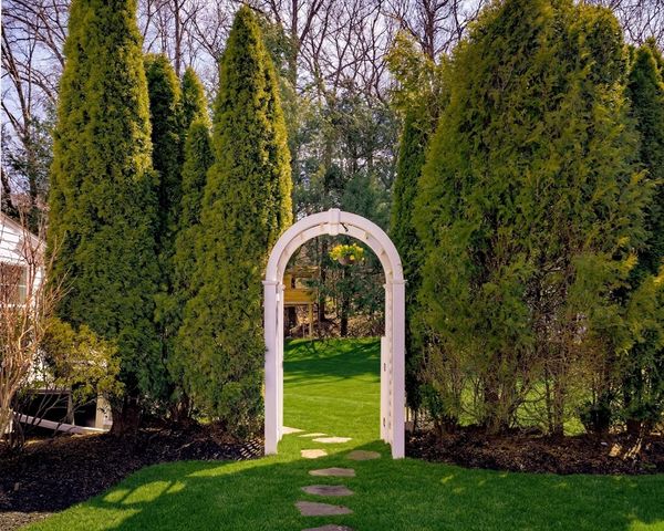 12 Sawmill Rd, Walpole, MA 02081