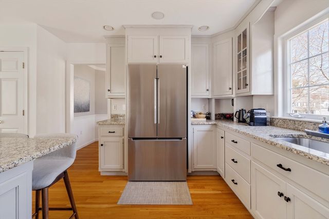 12 Sawmill Rd, Walpole, MA 02081