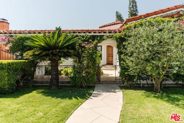 3975 Sutro Avenue, Los Angeles, CA 90008