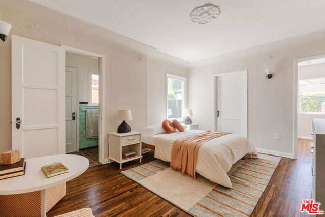 3975 Sutro Avenue, Los Angeles, CA 90008