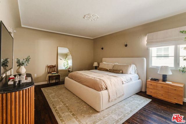 3975 Sutro Avenue, Los Angeles, CA 90008