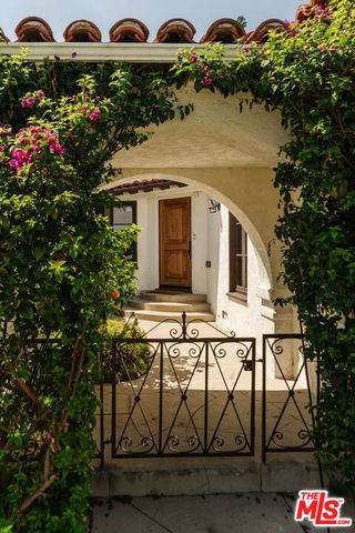 3975 Sutro Avenue, Los Angeles, CA 90008