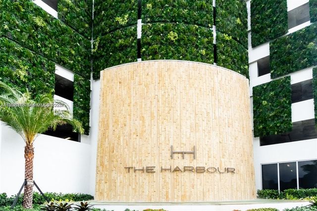 16385 Biscayne Boulevard 719, North Miami Beach, FL 33160