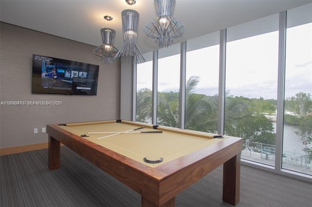 16385 Biscayne Boulevard 719, North Miami Beach, FL 33160