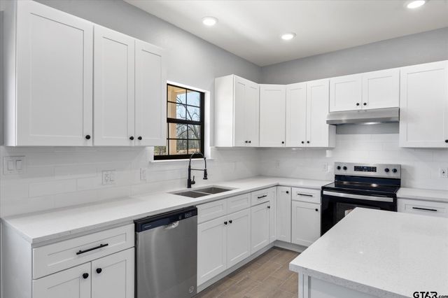 201 S Quille, Mt Pleasant, TX 75455