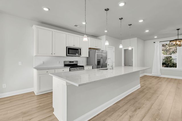 1226 Tice Lane, North Charleston, SC 29405