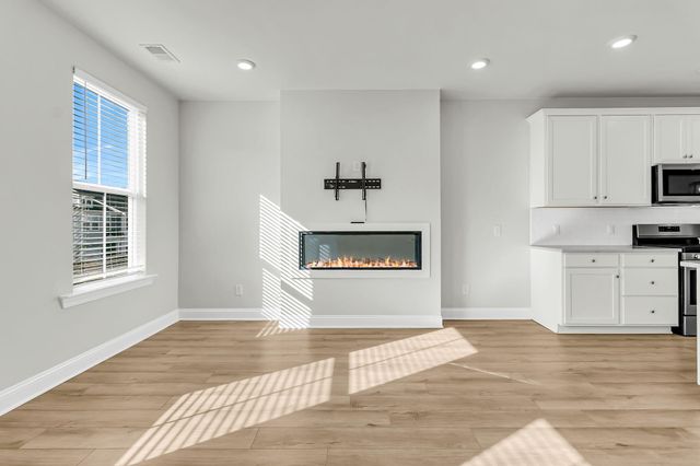 1226 Tice Lane, North Charleston, SC 29405