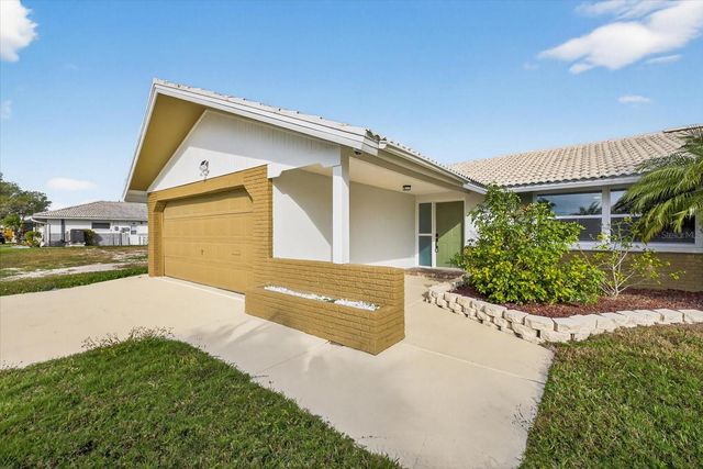 4001 TOPSAIL TRAIL, New Port Richey, FL 34652