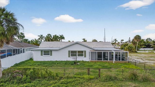 4001 TOPSAIL TRAIL, New Port Richey, FL 34652