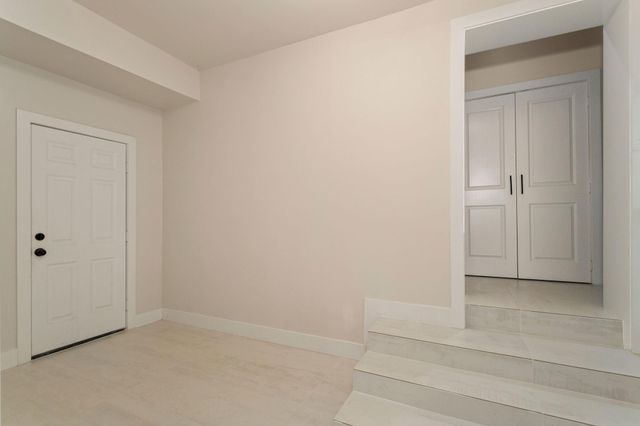 918 Front Street, Columbus, TX 78934