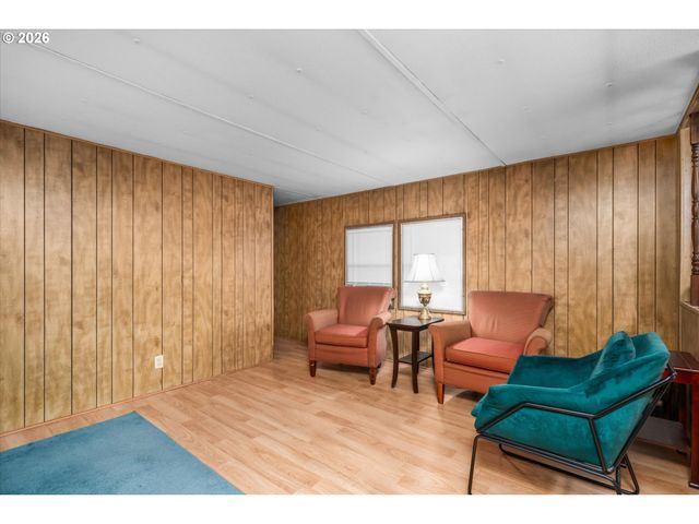 5335 MAIN St 7, Springfield, OR 97478