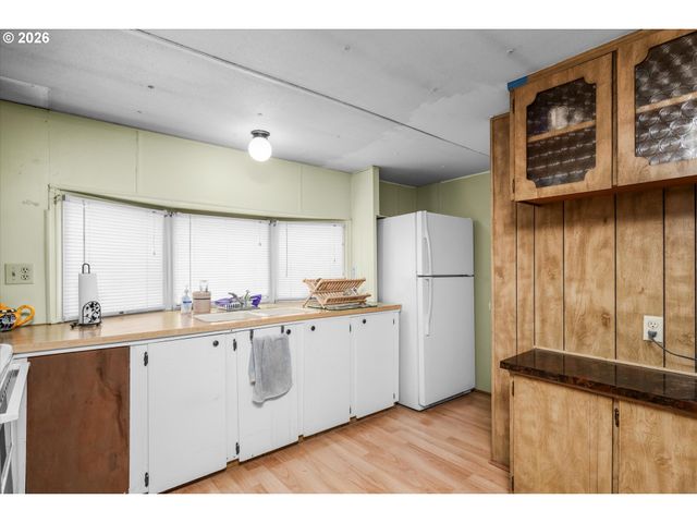 5335 MAIN St 7, Springfield, OR 97478