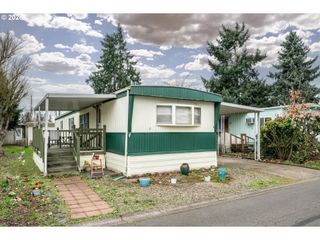 5335 MAIN St 7, Springfield, OR 97478