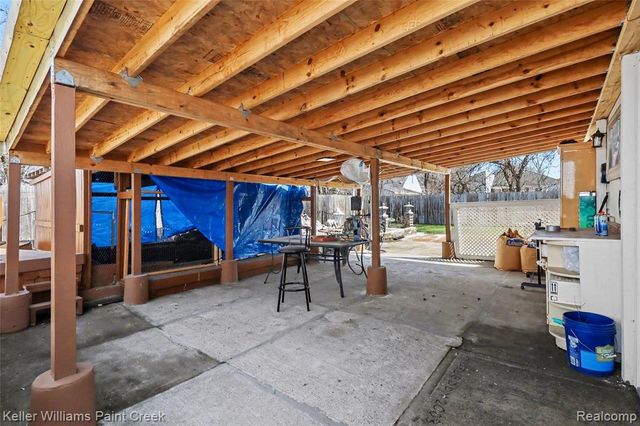 23070 Rosewood Street, Oak Park, MI 48237