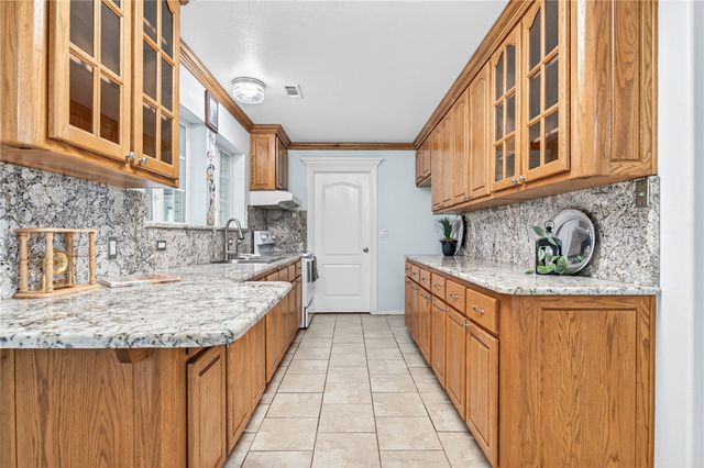 1712 Broaddrick Lane, Van Buren, AR 72956