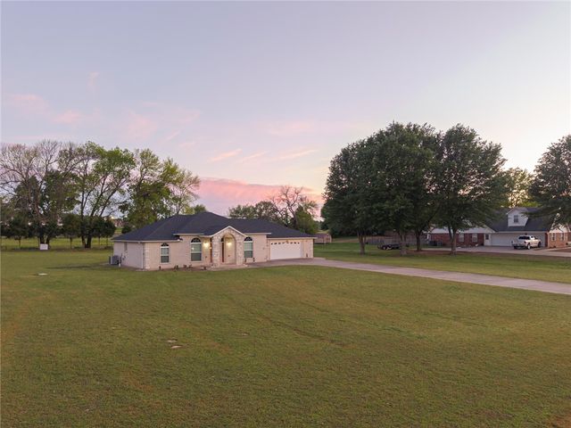 1712 Broaddrick Lane, Van Buren, AR 72956