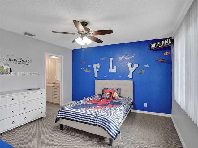 4077 NW 83rd Ln, Coral Springs, FL 33065