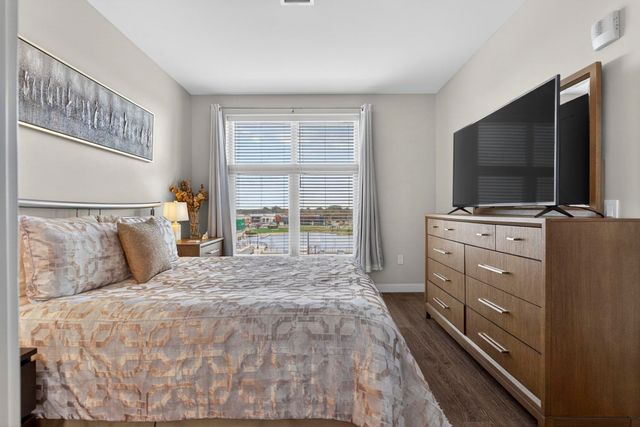 18 Artisan Dr Unit 404, Salem, NH 03079