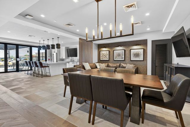 18 Artisan Dr Unit 404, Salem, NH 03079