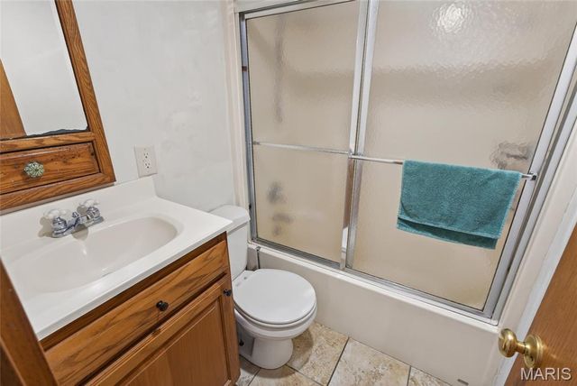 301 Little Dogwood Lake Road, Burfordville, MO 63739