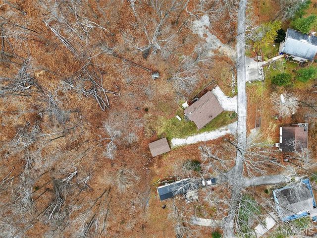 301 Little Dogwood Lake Road, Burfordville, MO 63739