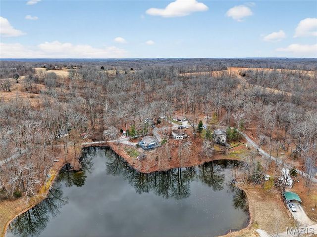 301 Little Dogwood Lake Road, Burfordville, MO 63739