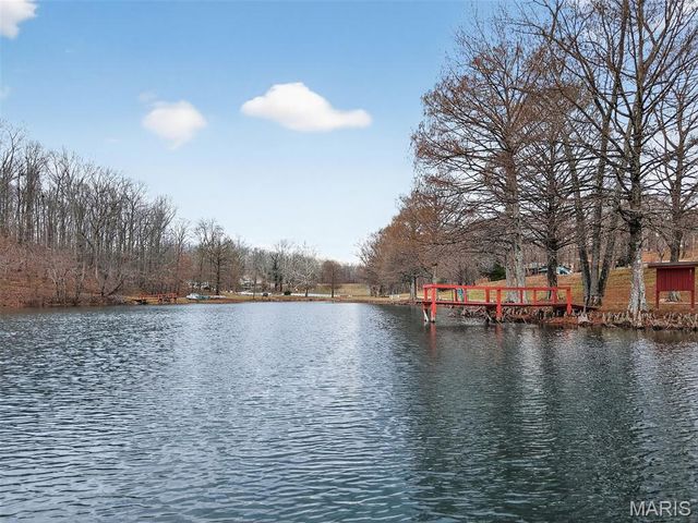 301 Little Dogwood Lake Road, Burfordville, MO 63739