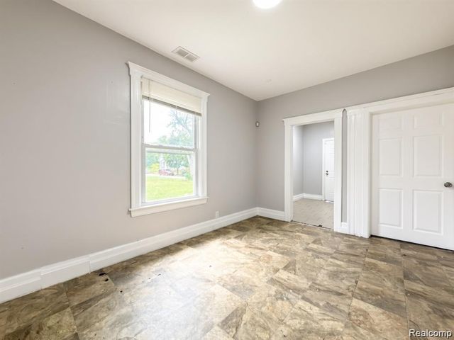 5720 30th Street, Detroit, MI 48210