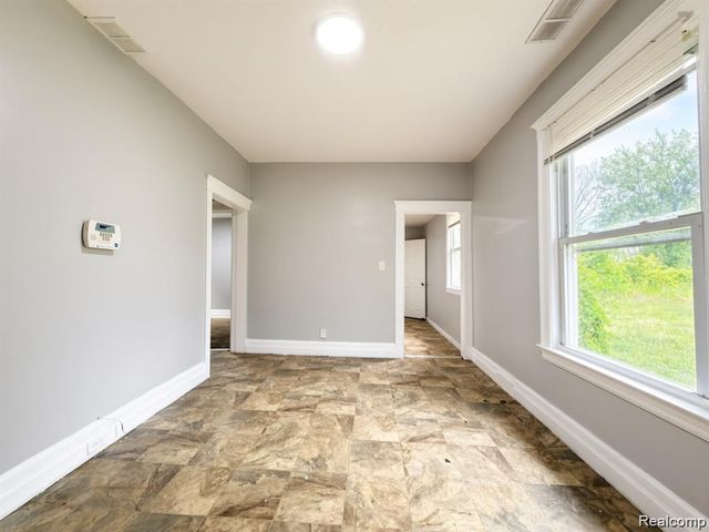 5720 30th Street, Detroit, MI 48210