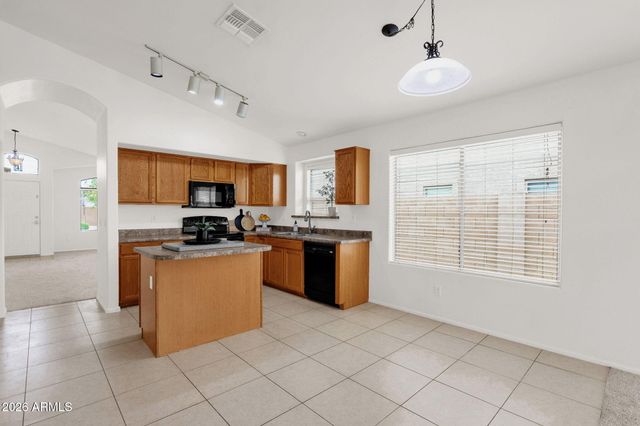 312 W Dana Drive, San Tan Valley, AZ 85143