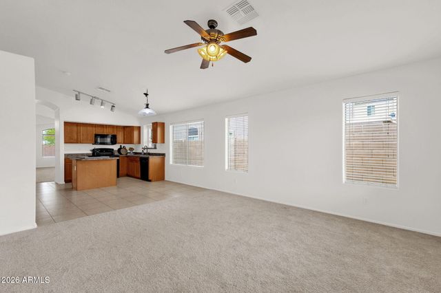 312 W Dana Drive, San Tan Valley, AZ 85143